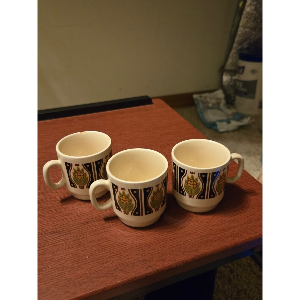 Vintage Yu Quan Espresso Cups Set of 3 Mid Century Modern Floral Ceramic Mugs